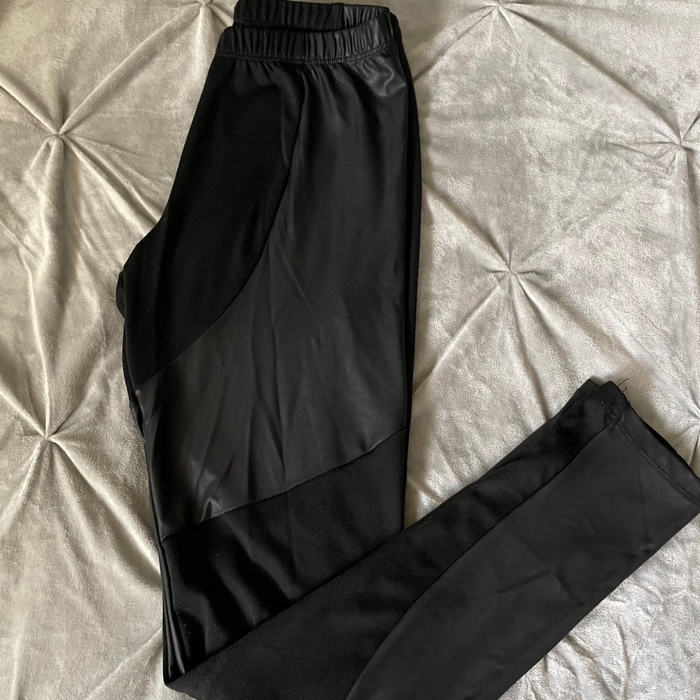 Black pleather/cotton leggings